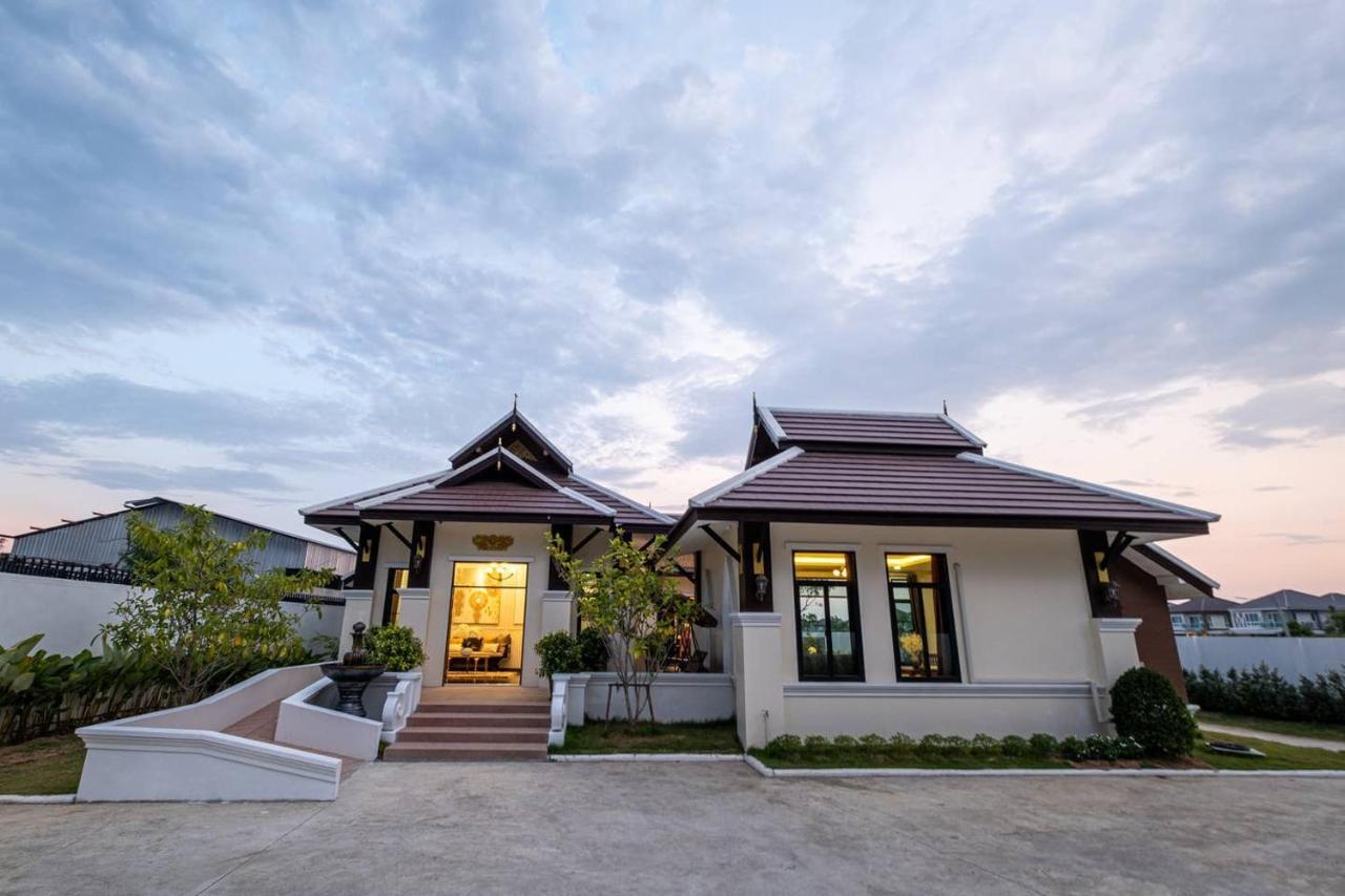 Lanna Kamin Pool Villa Airport Чиангмай Экстерьер фото